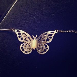 Beautiful Butterfly Necklace